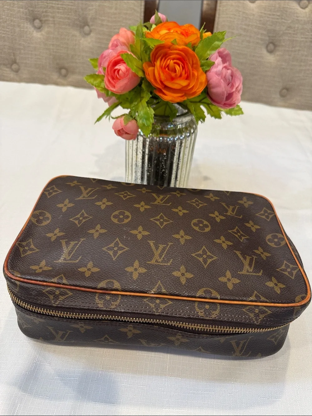 Louis Vuitton authentic louis